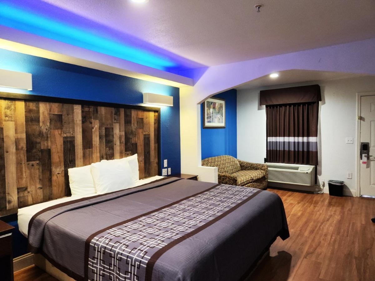 Express Inn Tomball Εξωτερικό φωτογραφία