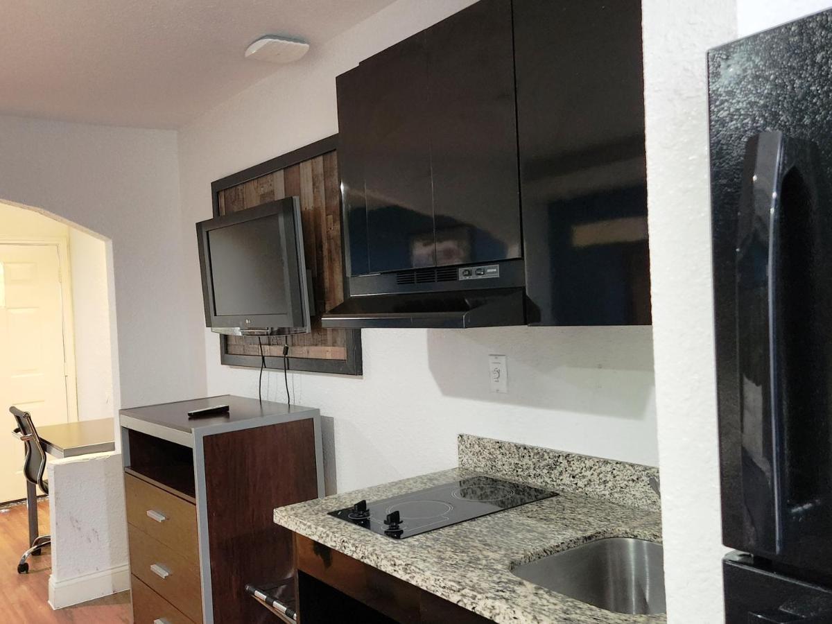 Express Inn Tomball Εξωτερικό φωτογραφία