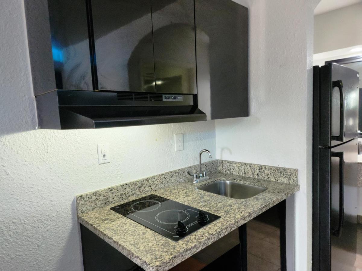 Express Inn Tomball Εξωτερικό φωτογραφία